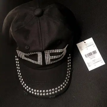 BEEDEN STUDS DAMAGE CAP BLACK