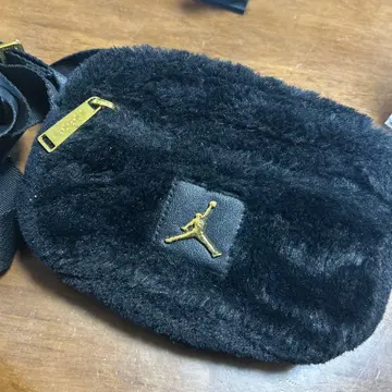 Jordan 퍼 숄더백 블랙