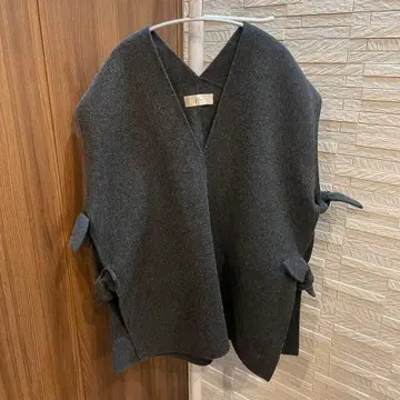 Heve 헤이브 리본 울 베스트 차콜