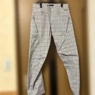 Oakley 그레이 체크 무늬 카고 팬츠