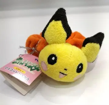 레트로 포켓몬 피츄 마스코트 스크런치