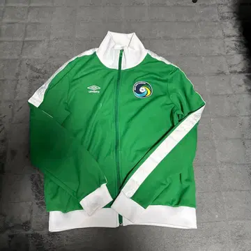 umbro 트랙 자켓 XL 사이즈