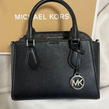 MICHAEL KORS 백