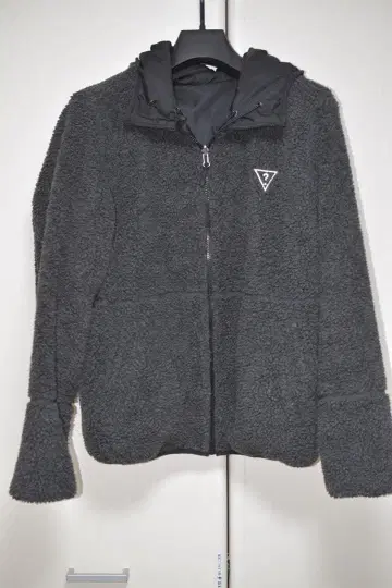 [ 구제 의류 ] guess 아우터 리버서블 S 사이즈!! 게스