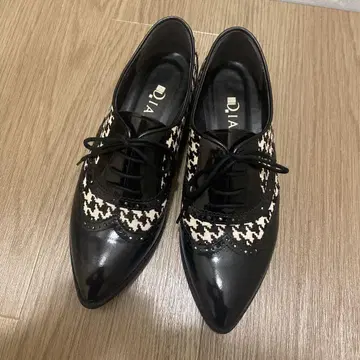 DIANA 하운드투스 로퍼 23.5cm