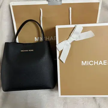 MICHAEL KORS 백