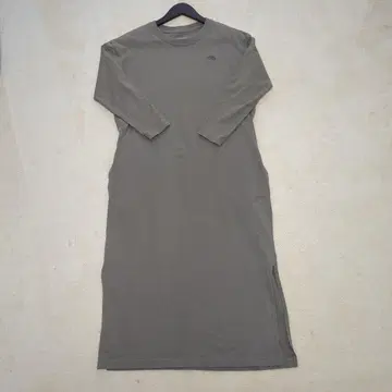 THE NORTH FACE 카키 롱 슬리브 드레스