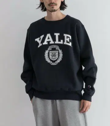 [ 미사용에 가까운 ] Champion REVERSE WEAVE YALE