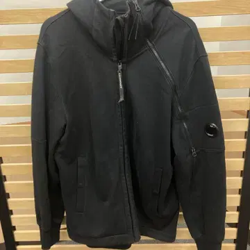 C.P. Company 블랙 후드티