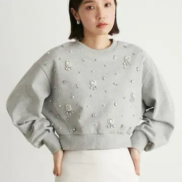 릴리 브라운 캔디 재고 펄 비쥬 맨투맨 트레이닝복