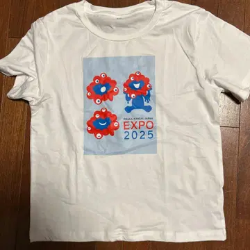 새상품 미야쿠미야쿠 EXPO 2025 화이트 T셔츠