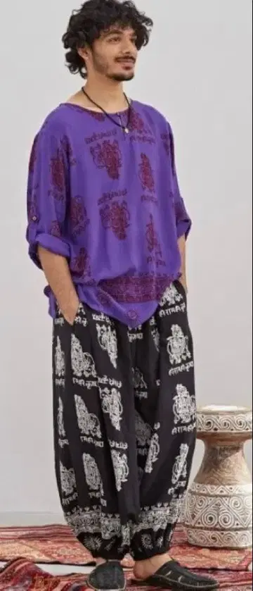차이하네 크리슈나 남성 바지 블랙
