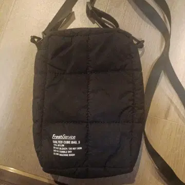 FreshService 퀼팅 큐브 백 S 블랙