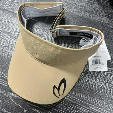 MASTER BUNNY EDITION 바이저 베이지 FR