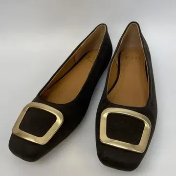 Fin 버클 플랫슈즈 브라운 24cm