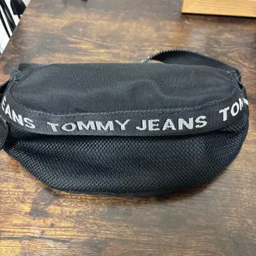 TOMMY 숄더백