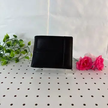 블랙 가죽 접이식 지갑 미사용 새상품