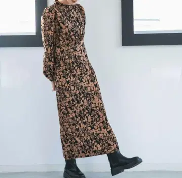 나노 유니버스 꽃무늬 원피스