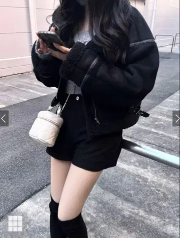 GRL 숏 기장 보아 무스탕 자켓 블랙 프리 그레일