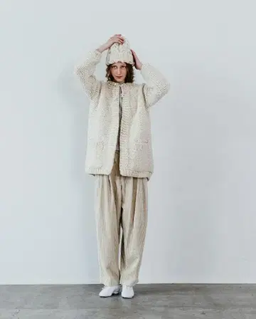 새상품급 nest Robe 페루 니트 가디건