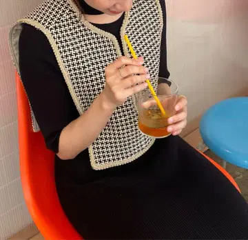 새상품급 LILY BROWN 릴리 브라운 아태치드 컬러 탈착식 옷깃