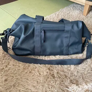라코스테 여행 백