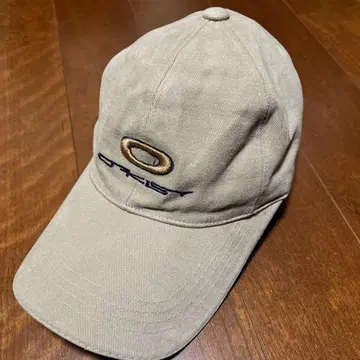 오클리 빈티지 90s 베이지 로고 캡