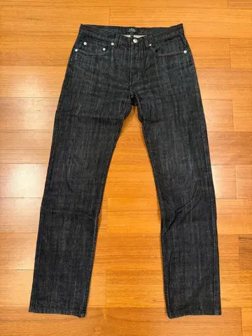 A.P.C. NEW STANDARD 블랙 데님 W30