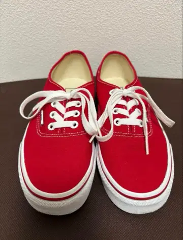 VANS 오센틱 스니커즈