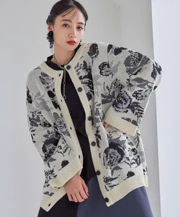 23AW HARE 하레 2WAY 플라워 뉘앙스 가디건 화이트