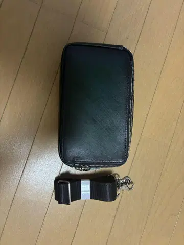 바디백 네이비