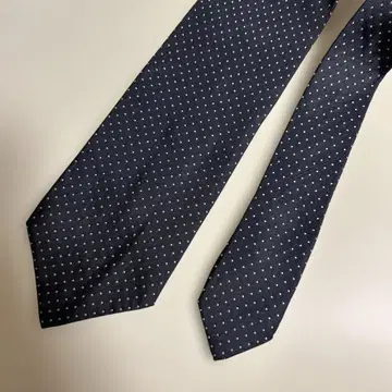 조르지오 아르마니 도트 무늬 넥타이