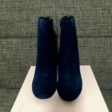 네이비 스웨이드 숏부츠