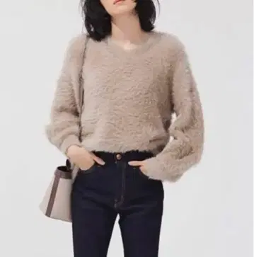 컨디션 최상 플라스테 PLST 페더 얀 V넥 스웨터 브라운