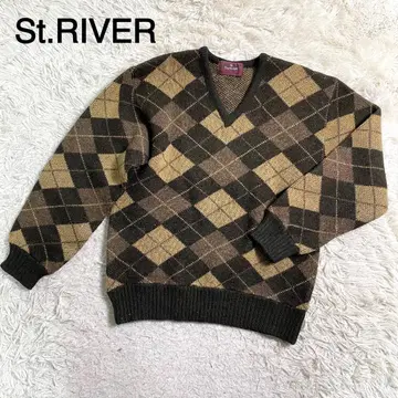 St.RIVER 브라운 컬러 아가일 체크 V넥 니트