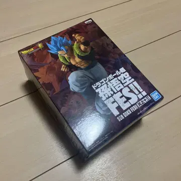 드래곤볼 초 FES!! 손오공 피규어