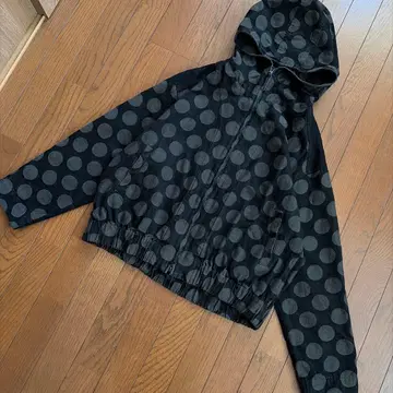 un peu 도트 무늬 후드 부착 점퍼