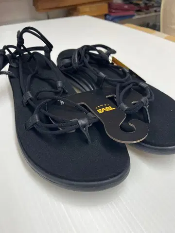 Teva Voya Infinity 샌들 블랙 8