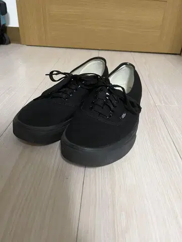 VANS 오센틱 블랙/블랙
