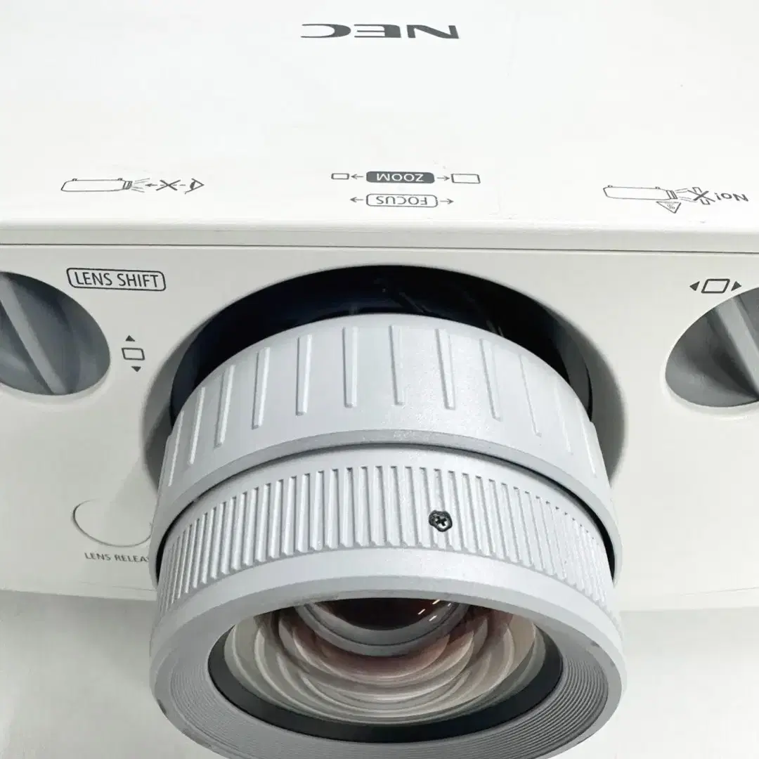 NEC NP-PA500X 5000 Lumens XGA Used Projector