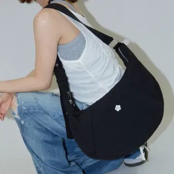 새상품 숄더백 MARY QUANT x PUBLUX 원포인트 자수