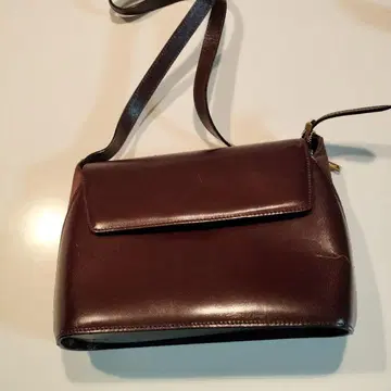 BALLY 다크 브라운 가죽 핸드백