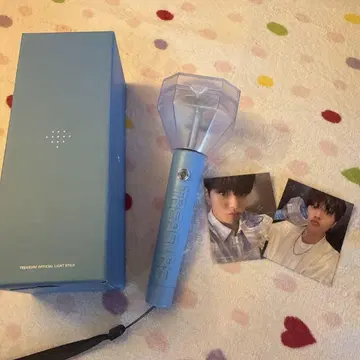 TREASURE 응원봉 트레이딩 카드 포함