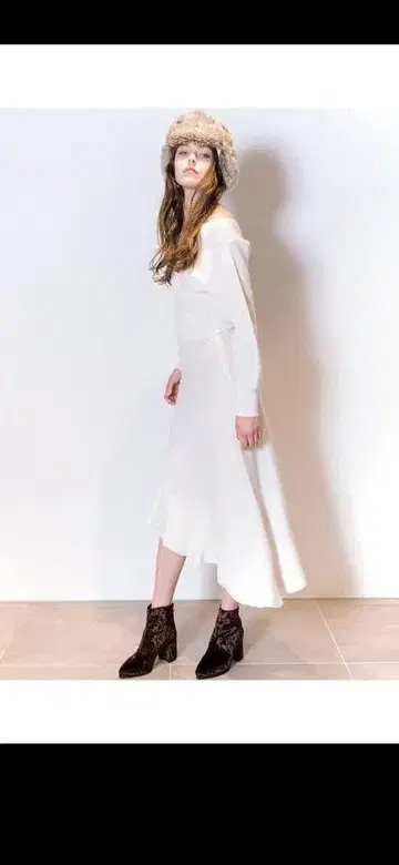SNIDEL 메탈 포인트 숏부츠 브라운