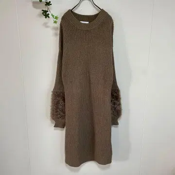 Chico 소매가한 롱 니트 원피스 모에소매