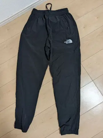 THE NORTH FACE 블랙 트레이닝 팬츠