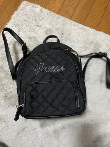 Guess 블랙 퀼팅 백팩
