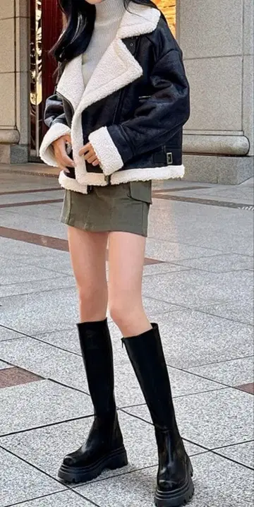 나카마치 아야 가죽 통굽 롱 부츠