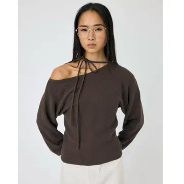 MOUSSY 오프숄더 니트탑 브라운