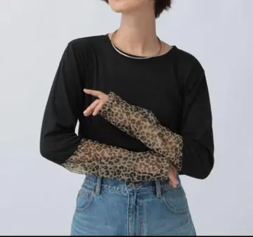 새상품 LEPSIM 렙심 소매 절개 풀오버 레오파드